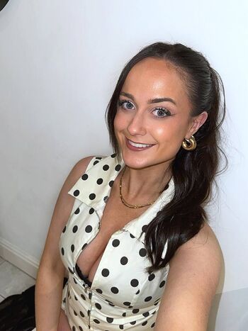 Niamh cryan page leaked private photo uncensored HD quality