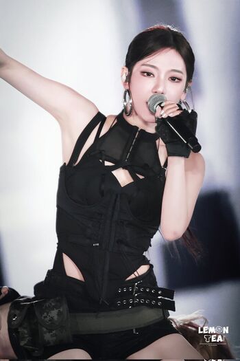 Ningning aespa page leaked private photo uncensored HD quality