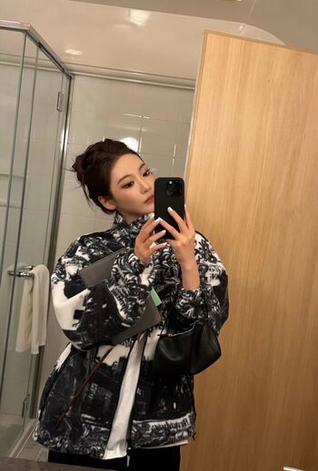 Ningning aespa page leaked private photo uncensored HD quality