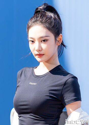 Ningning aespa page leaked private photo uncensored HD quality