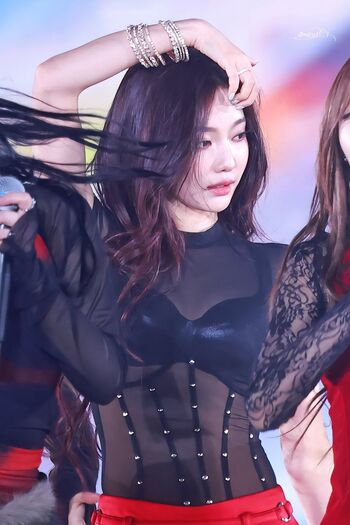 Ningning aespa leaked private photo uncensored HD quality