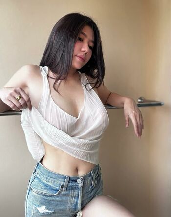 Niparat konyai page leaked private photo uncensored HD quality