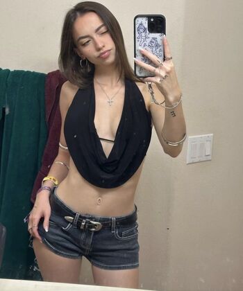 Nnayetakk  page leaked private photo uncensored HD quality