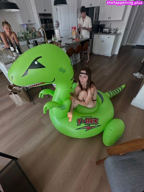 Nnayetakk / leaked private photo uncensored HD quality