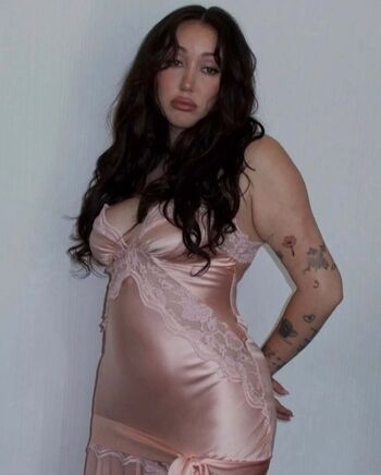 Noah cyrus page leaked private photo uncensored HD quality