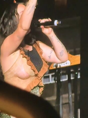 Noah cyrus page leaked private photo uncensored HD quality