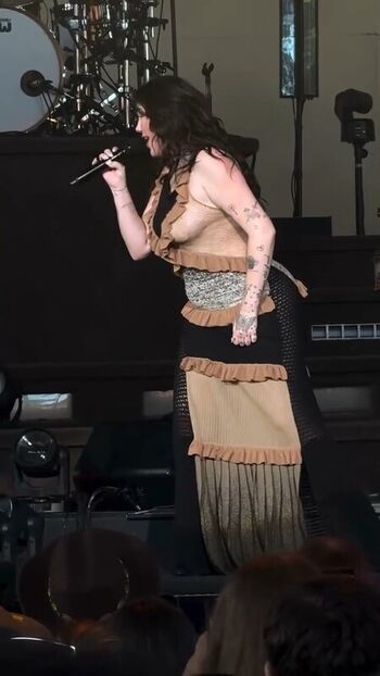 Noah cyrus leaked private photo uncensored HD quality