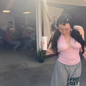 Noah cyrus leaked private photo uncensored HD quality
