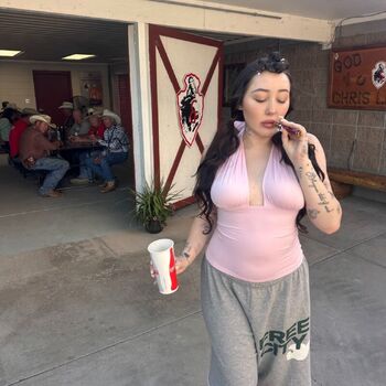 Noah cyrus leaked private photo uncensored HD quality