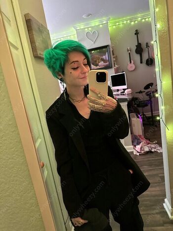 Noteasybeinwheezy leaked private photo uncensored HD quality