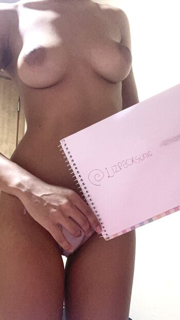 Novinhas com peitos pequenos leaked private photo uncensored HD quality
