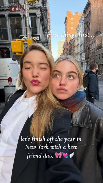 Olivia ponton page leaked private photo uncensored HD quality