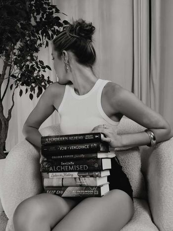 Olivia ponton page leaked private photo uncensored HD quality