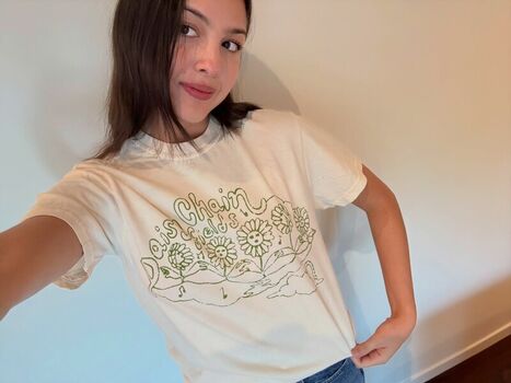 Olivia rodrigo  page leaked private photo uncensored HD quality
