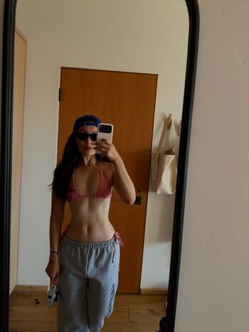 Olivia sui page leaked private photo uncensored HD quality