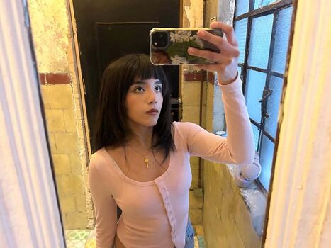 Omly page leaked private photo uncensored HD quality