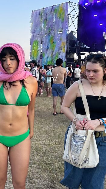 Omly page leaked private photo uncensored HD quality