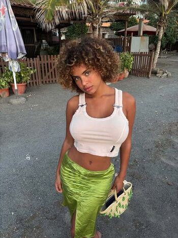 Paola locatelli leaked private photo uncensored HD quality