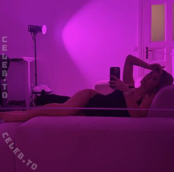 Paula schubart  page leaked private photo uncensored HD quality