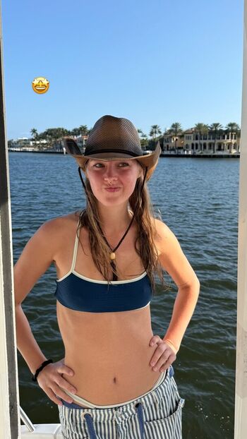 Peyton coffee  page leaked private photo uncensored HD quality