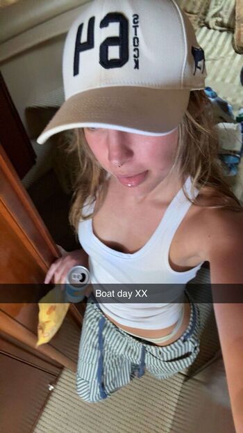 Peyton coffee  page leaked private photo uncensored HD quality