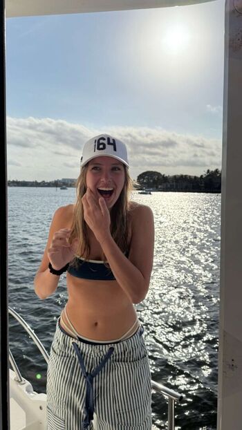 Peyton coffee  page leaked private photo uncensored HD quality