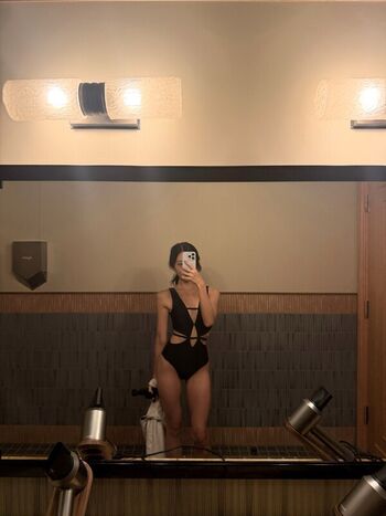 Phoeberuchen leaked private photo uncensored HD quality