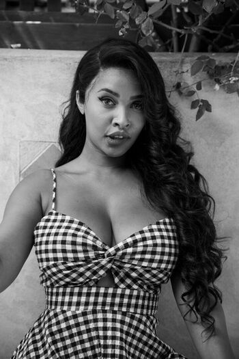 Phoenix skye page leaked private photo uncensored HD quality