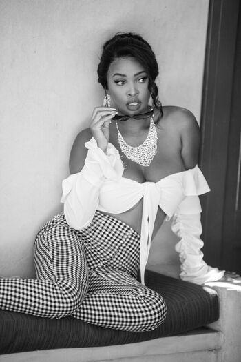 Phoenix skye page leaked private photo uncensored HD quality