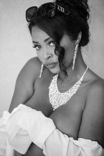 Phoenix skye page leaked private photo uncensored HD quality