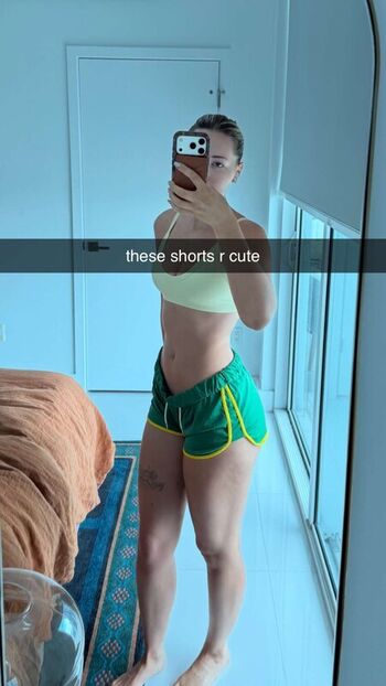 Pineapplebrat  page leaked private photo uncensored HD quality
