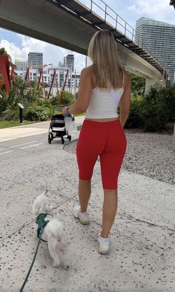 Pineapplebrat leaked private photo uncensored HD quality