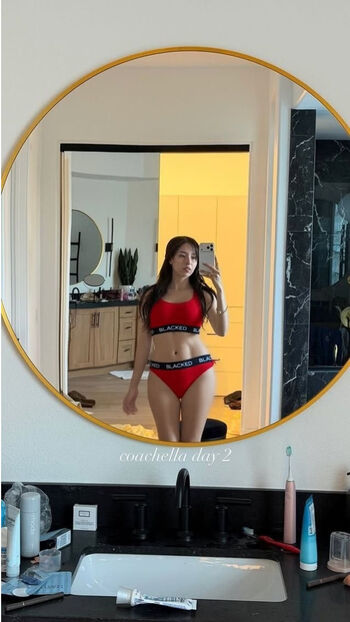 Pokimane  page leaked private photo uncensored HD quality