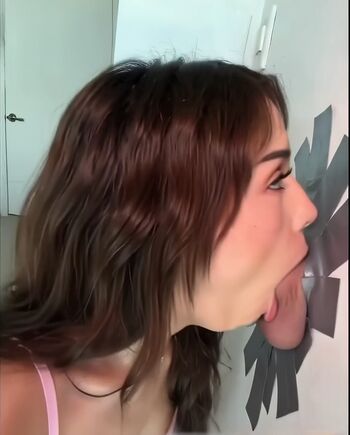 Pokimane  page leaked private photo uncensored HD quality