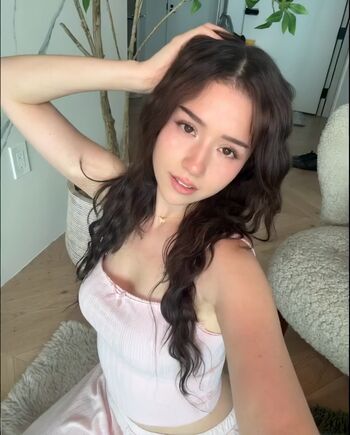 Pokimane  page leaked private photo uncensored HD quality