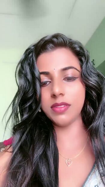 Pretty rekha leaked private photo uncensored HD quality