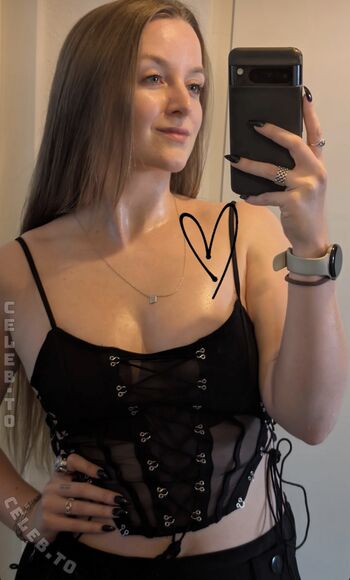 Rayaonair leaked private photo uncensored HD quality