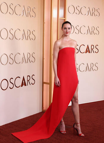 Renate reinsve page leaked private photo uncensored HD quality