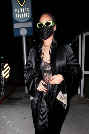 Rihanna leaked private photo uncensored HD quality