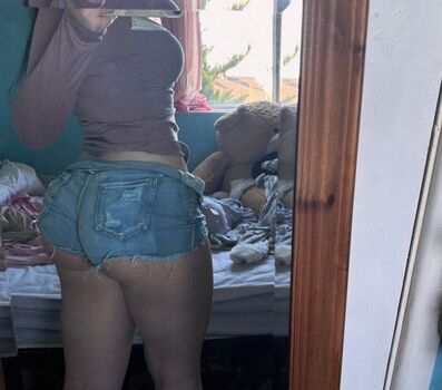 Robyn  page leaked private photo uncensored HD quality