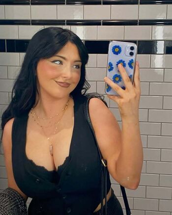 Robyn  page leaked private photo uncensored HD quality
