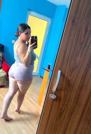 Romanian girls page leaked private photo uncensored HD quality