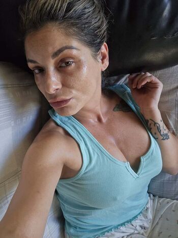 Romanian girls leaked private photo uncensored HD quality