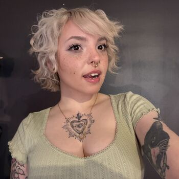 Rottedbrainz leaked private photo uncensored HD quality