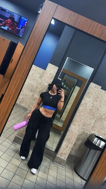 Roxanne perez page leaked private photo uncensored HD quality