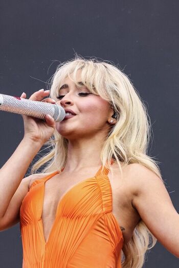 Sabrina carpenter  page leaked private photo uncensored HD quality