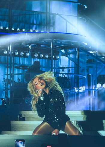 Sabrina carpenter  page leaked private photo uncensored HD quality