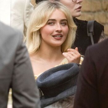 Sabrina carpenter  page leaked private photo uncensored HD quality