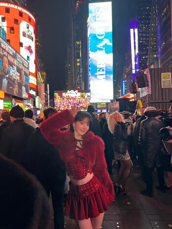 Sakura miyawaki page leaked private photo uncensored HD quality