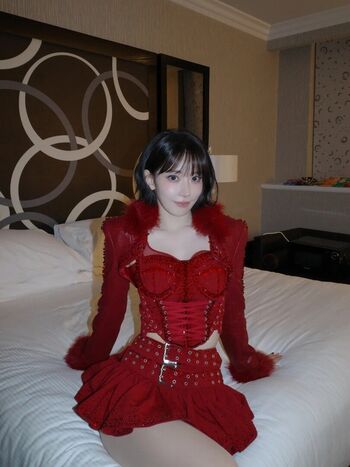 Sakura miyawaki page leaked private photo uncensored HD quality